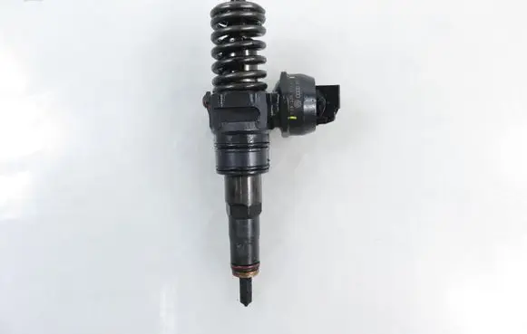 Volkswagen Sharan Fuel injector 0414720216 038130073BA