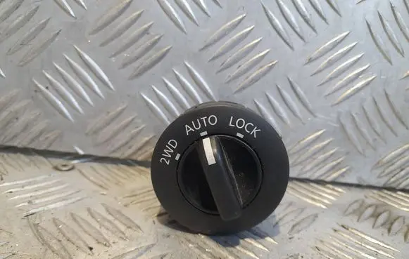 Nissan X-Trail T30 Differential lock switch 