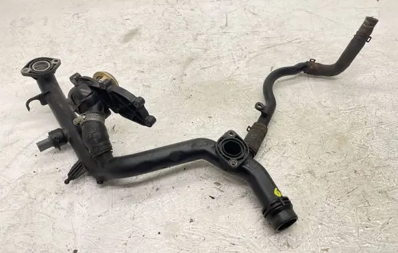 Audi A6 S6 C6 4F Engine coolant pipe/hose 06E121044D