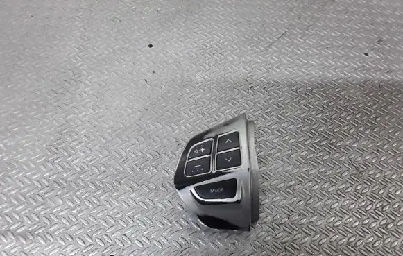Citroen C-Crosser Steering wheel buttons/switches 75B471