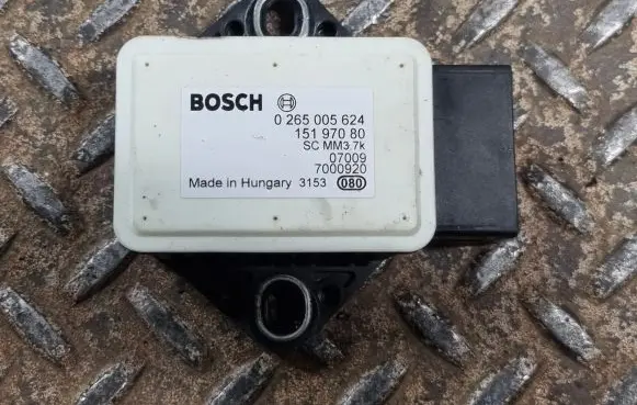 Cadillac Escalade ESP acceleration yaw rate sensor 0265005624 15197080