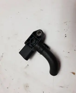 Audi A3 S3 8V Exhaust gas pressure sensor 04L906051B 0281006222 1604181234914D