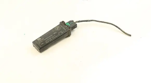 BMW X5 E70 Tire pressure sensor 6771043 36236771043 053320100901