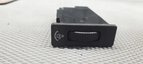 Subaru Leone 1800 Fog light switch POKRETLO