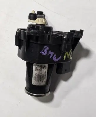 BMW 5 F10 F11 Intake manifold valve actuator/motor 8570791