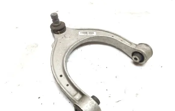 BMW 5 G30 G31 Front lower control arm/wishbone 6861185