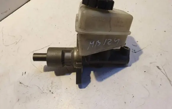 Mercedes-Benz E W124 Master brake cylinder 2024300002