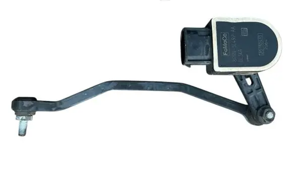 Headlight/headlamp level sensor