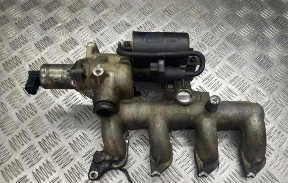 Nissan Primera Intake manifold 8200145096 177828B