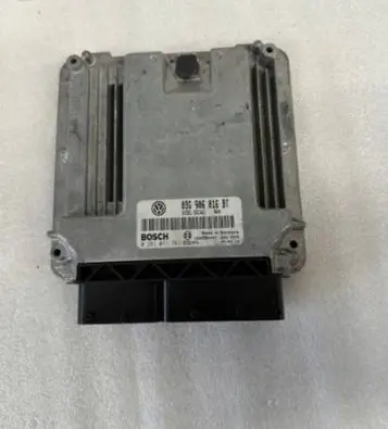 Volkswagen Golf V Engine control unit/module 03G906016BT 0281011761