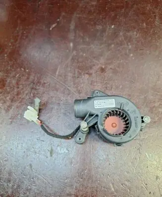 Mercedes-Benz C W204 Engine control unit/module fan A2048300708 9972506010