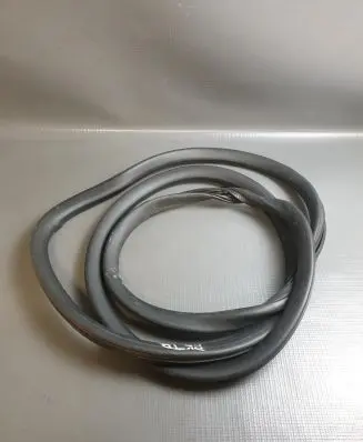 Peugeot Traveller Front door rubber seal