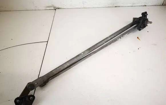 Volvo S40, V40 Front wiper linkage and motor