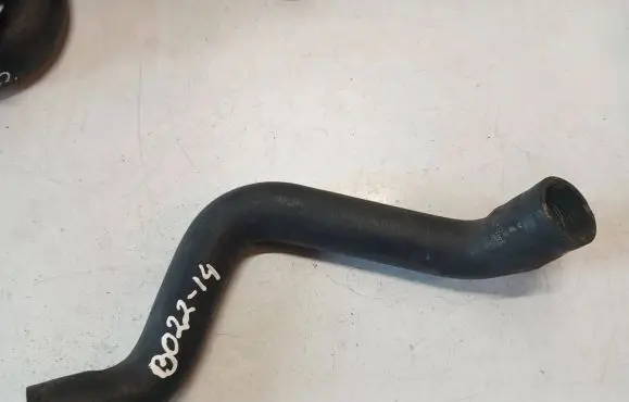 Volvo XC90 Engine coolant pipe/hose 30680748
