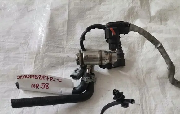 Renault Megane II AdBlue injector 208995377RC