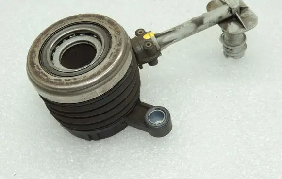 Renault Captur Clutch slave cylinder 306202313R