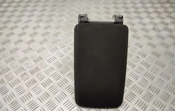 Volkswagen PASSAT B8 Armrest 