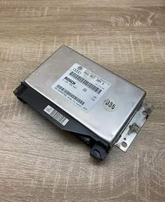 Audi A4 S4 B5 8D Gearbox control unit/module 8D0907389D 0265109463