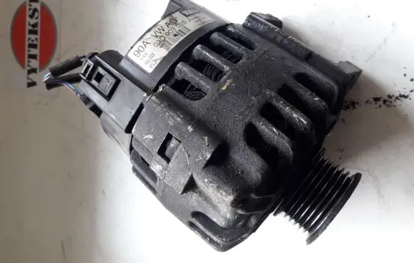 Skoda Fabia Mk1 (6Y) Generator/alternator 03D903025J