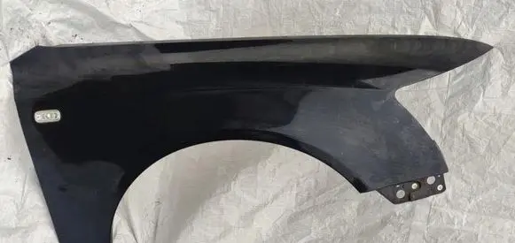 Audi A6 S6 C6 4F Fender