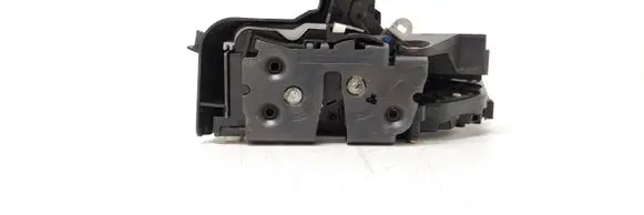 Volvo V50 Rear door lock 30699112 985917101