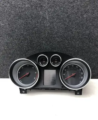 Opel Insignia A Speedometer (instrument cluster) 375903926