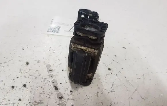 BMW 3 F30 F35 F31 Rear door check strap stopper 7311340