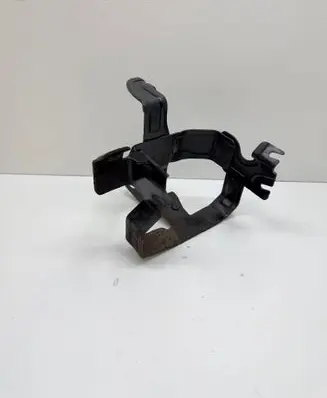 Volvo XC60 Power steering pump mounting bracket 31280634 31317108