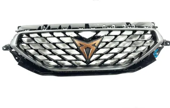 Cupra Formentor Front bumper upper radiator grill