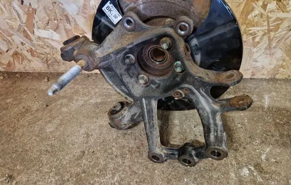 Mazda CX-5 II Rear wheel hub 60111139 D001287205 KD46