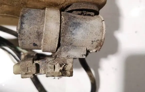 Windscreen/windshield washer pump