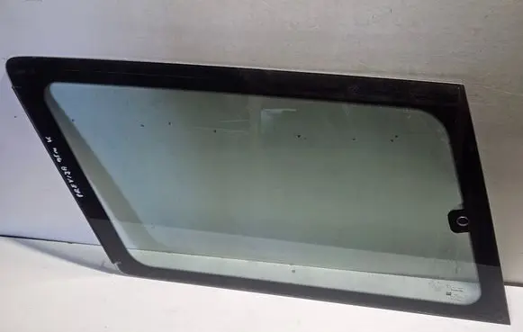 Toyota Previa (XR10, XR20) I Side middle window/glass 43R000711