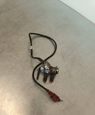 Audi Q5 SQ5 8R AdBlue injector 0444025023 300116052931