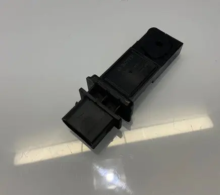 Mercedes-Benz E W211 Mass air flow meter A6420940148 6420940148