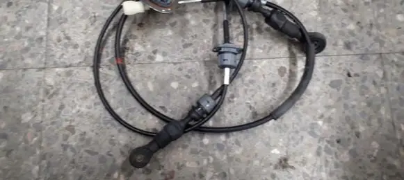 Hyundai i30 Gear shift cable linkage 