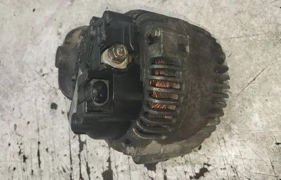 BMW 5 E60 E61 Generator/alternator 7796125 2543222C TG17C034