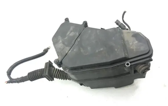 Volkswagen Touareg I Fuse module 7L0937576B