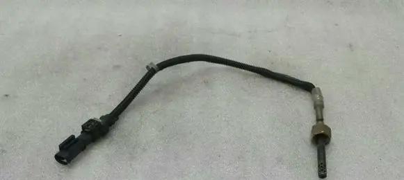 Mercedes-Benz S W222 Lambda probe sensor A0009058704