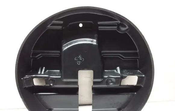 Lancia Voyager Spare wheel section trim 05109531AA