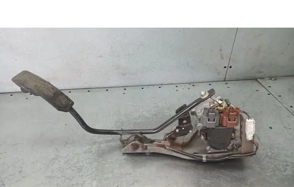 Nissan Almera Accelerator pedal position sensor A22661