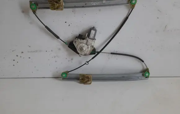 Audi Q5 SQ5 Front door window regulator with motor 8K0959801