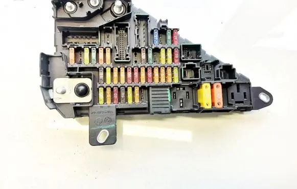 BMW 5 E60 E61 Fuse box set 690658808 6906588