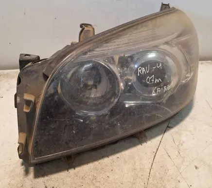 Toyota RAV 4 (XA30) Headlight/headlamp 8117042310 02A011A 9336860
