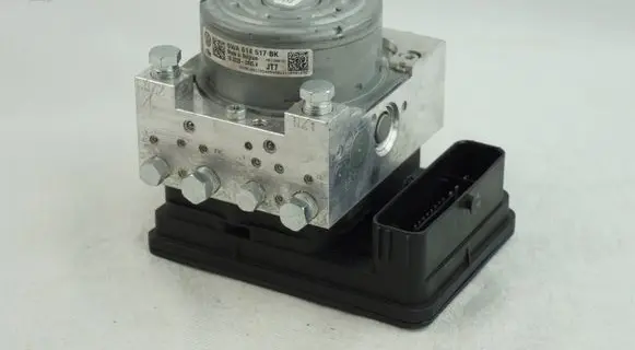 Volkswagen Golf VIII ABS Pump 5WA614517BK
