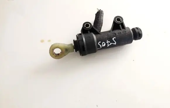 BMW X3 E83 Clutch master cylinder
