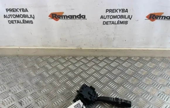 Toyota Corolla Verso AR10 Other switches/knobs/shifts 05150 173799 84652