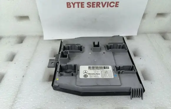 Mercedes-Benz E W213 SAM control unit A2139002908