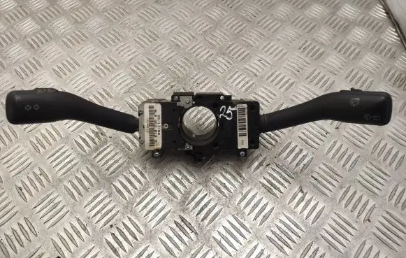 Audi A6 S6 C5 4B Indicator stalk 8L0953513G