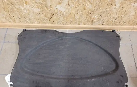 Parcel shelf