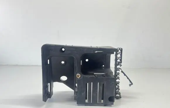 Volkswagen Golf V Fuse box cover 1K0907361C
